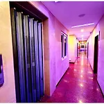 Hotel Premium Blue Sagar Near Jagannath Temple And Sea Beach - Lift And Parking