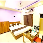 Hotel Premium Blue Sagar Near Jagannath Temple And Sea Beach - Lift And Parking
