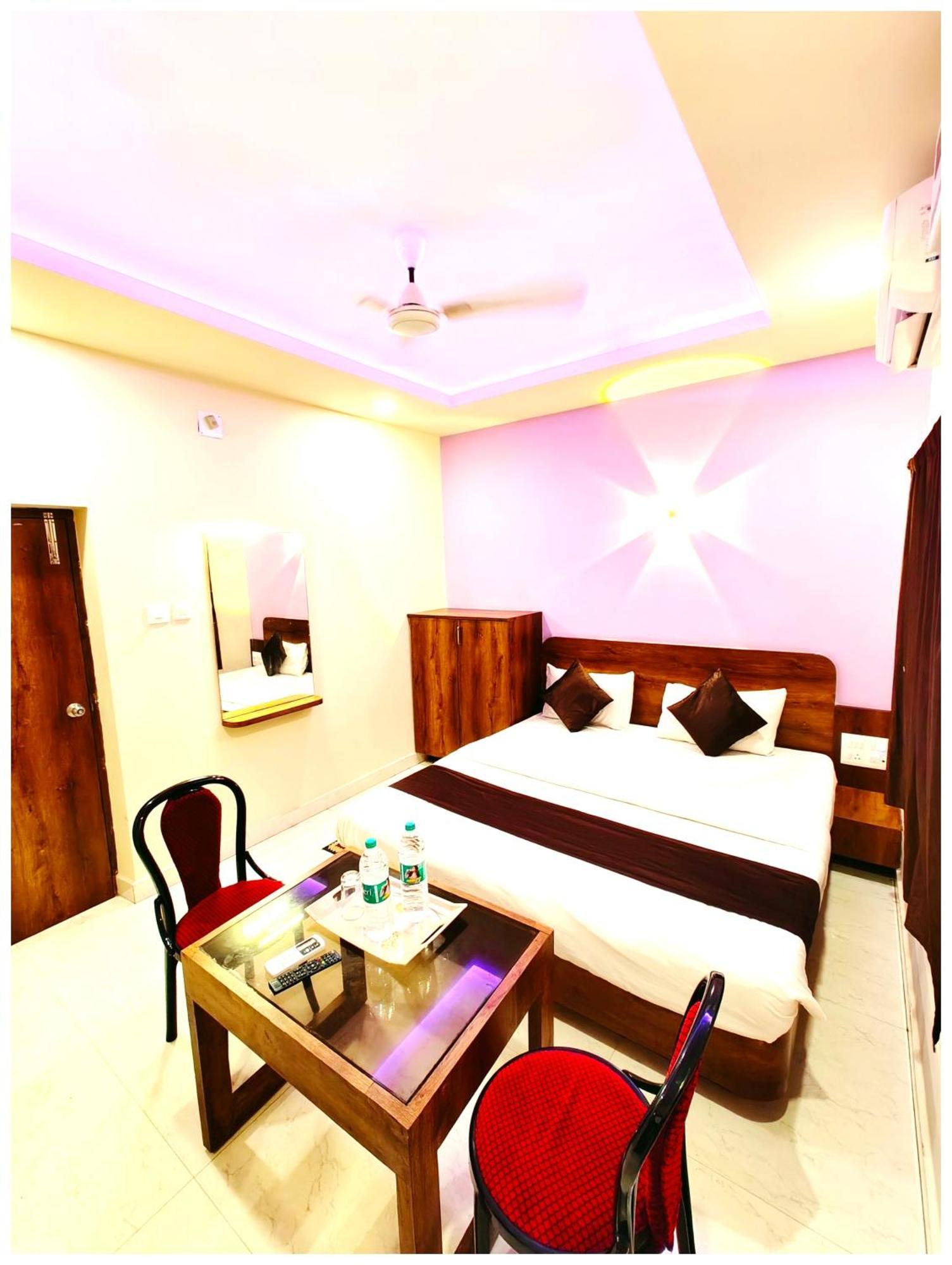 Premium Blue Sagar Near Jagannath Temple And Sea - Lift And Parking Puri