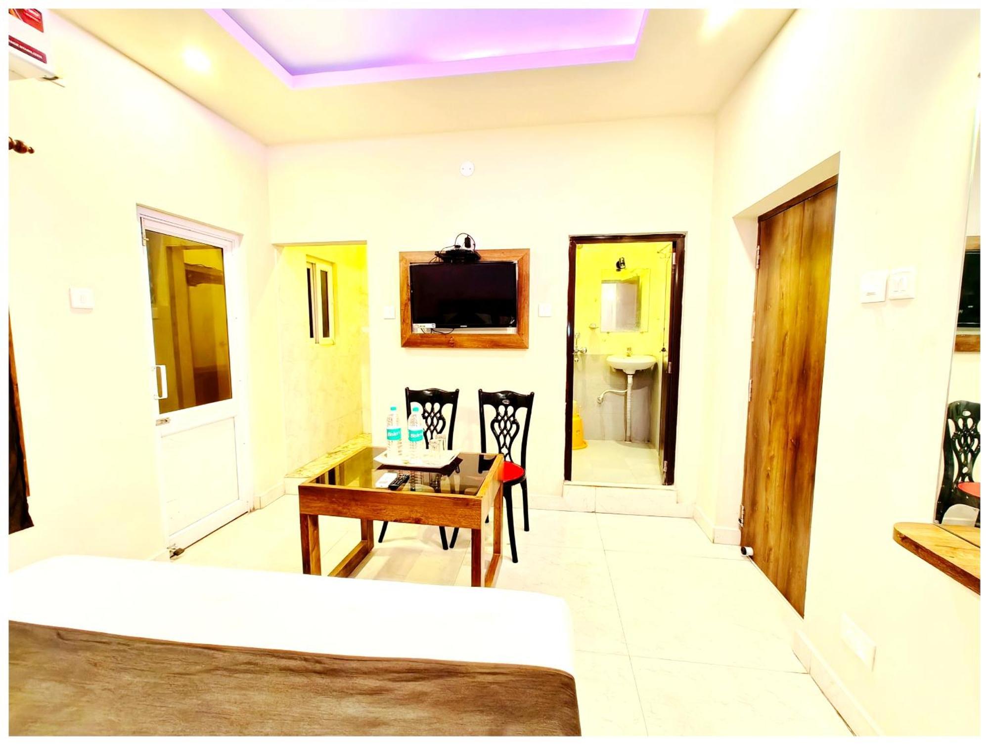 Hotel Premium Blue Sagar Near Jagannath Temple And Sea - Lift And Parking Puri